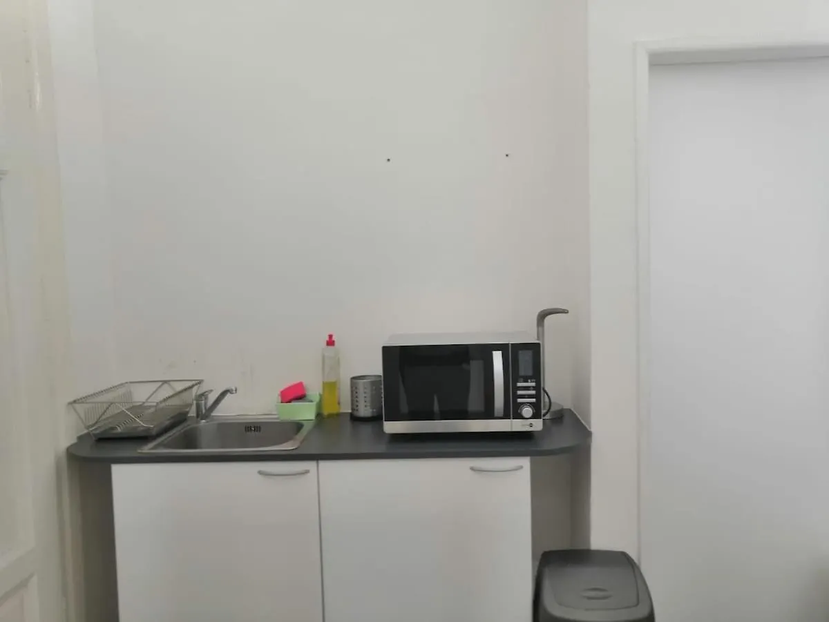 Апартаменты Old Town Center Just In 3 Min Walk Private Room B Прага
